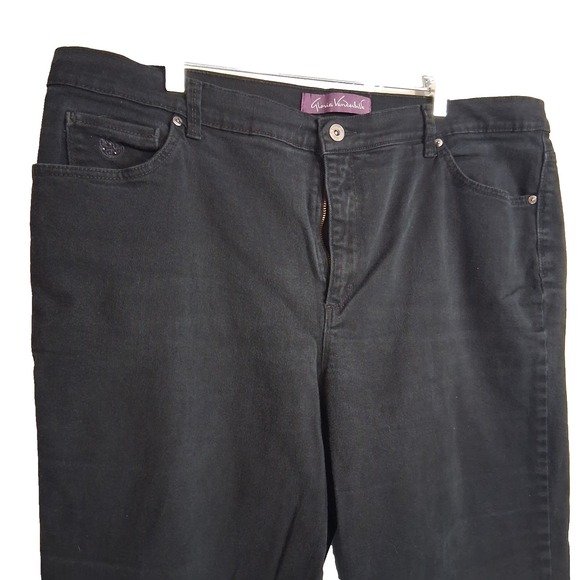 Gloria Vanderbilt Amanda Black Womens Plus Size 20W Jean Capris 5 pocket Jeweled - Picture 1 of 10